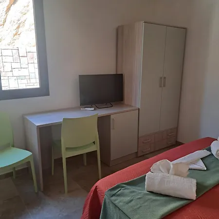 Solanas - Parco Sette Fratelli - Loc, Su Reu - Con Piscina 4 - Minimo 3 Notti Villa *