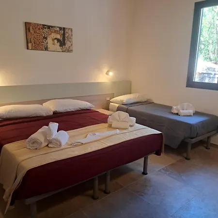 Villa Solanas - Parco Sette Fratelli - Loc, Su Reu - Con Piscina 4 - Minimo 3 Notti *
