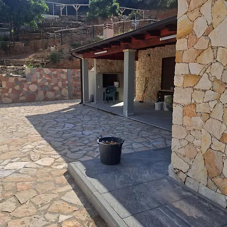 Villa Solanas - Parco Sette Fratelli - Loc, Su Reu - Con Piscina 4 - Minimo 3 Notti Castiadas